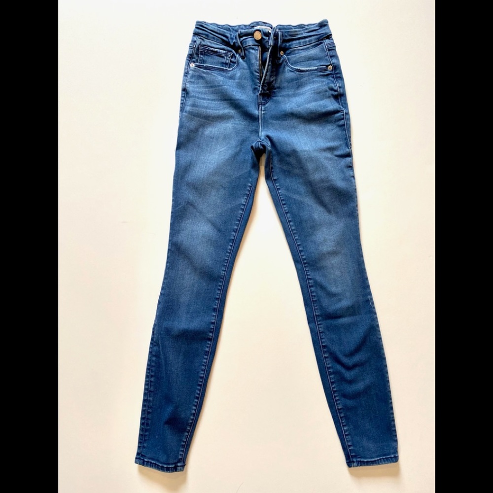 Good American Good Legs Denim Jeans